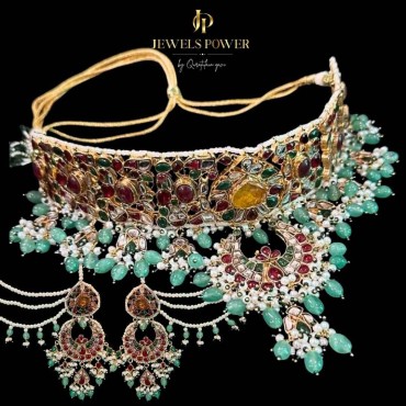 Noor Choker
